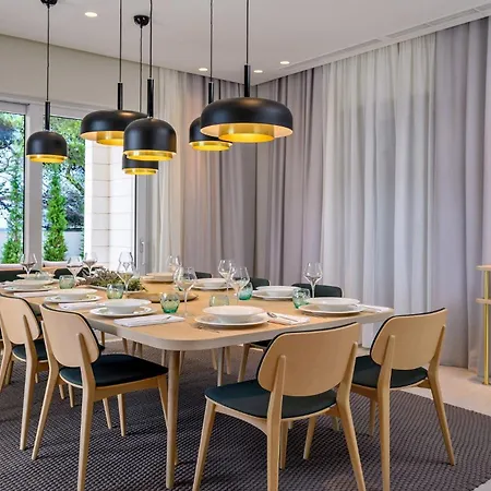 Willa Incredibly Indulgent Hvar West 5 Bedrooms West Eternal Hvar Town