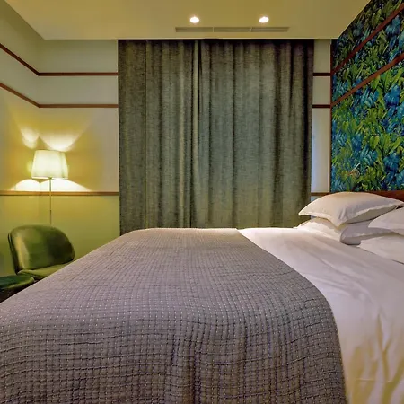 Incredibly Indulgent Hvar West 5 Bedrooms West Eternal