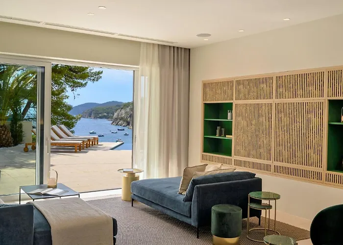 Incredibly Indulgent Hvar West 5 Bedrooms West Eternal Villa