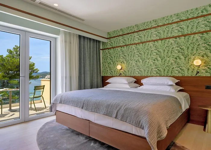 Villa Incredibly Indulgent Hvar West 5 Bedrooms West Eternal *