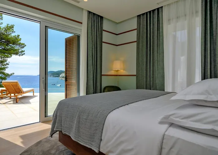 Incredibly Indulgent Hvar West 5 Bedrooms West Eternal * Hvar Town