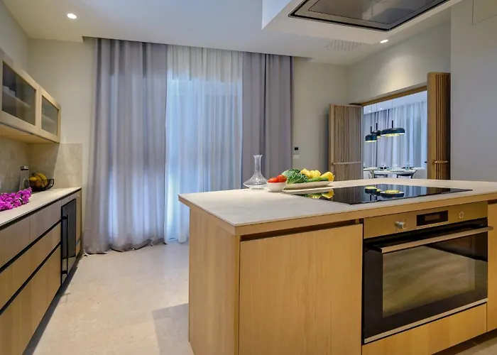 Villa Incredibly Indulgent Hvar West 5 Bedrooms West Eternal Hvar Town