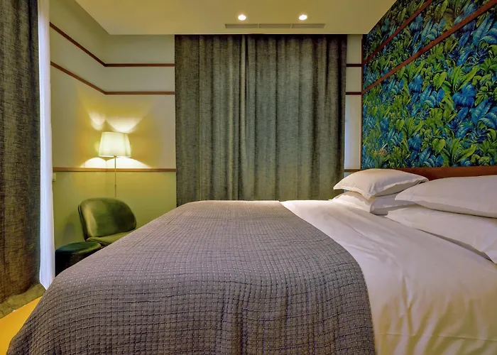 Incredibly Indulgent Hvar West 5 Bedrooms West Eternal